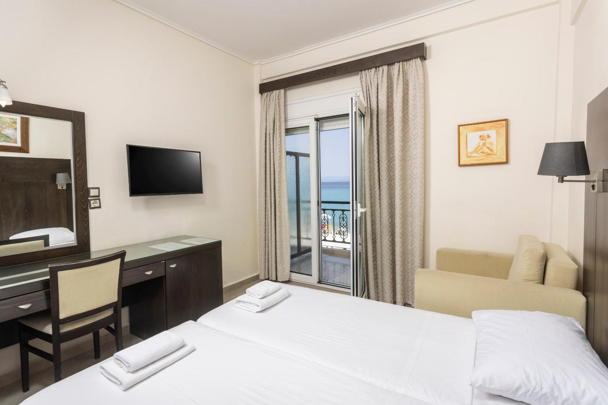 Hanioti Grandotel Dış mekan fotoğraf